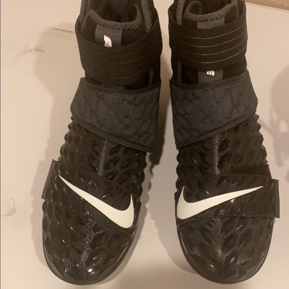 Nike football cleats.. Never been worn..